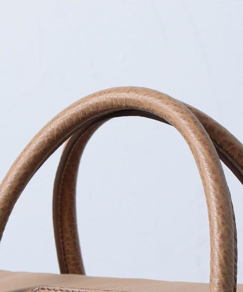 Maison Margiela（メゾンマルジェラ）の「＜MAISON MARGIELA（メゾン マルジェラ）＞「5AC」スリーポケットバッグ ■■■（ボストンバッグ・レディース・ベージュ/ブラック・FREE）」の9枚目の写真