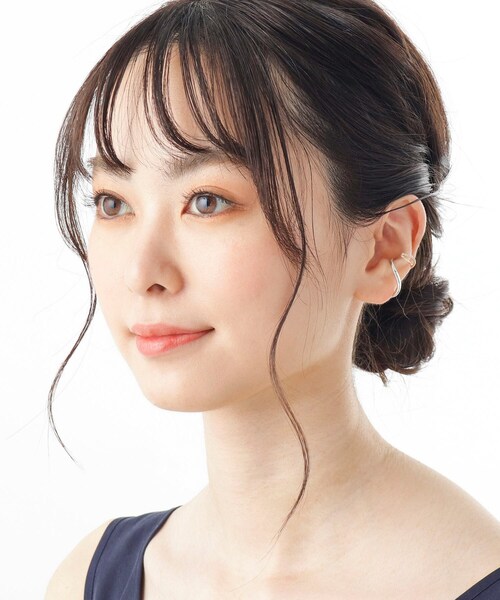 COCOSHNIK ⭐︎ココシュニック⭐︎クロスデザイン⭐︎ ダイヤ⭐︎イヤーカフ K10ダイヤモンド クロスライン イヤーカフ（イヤリング