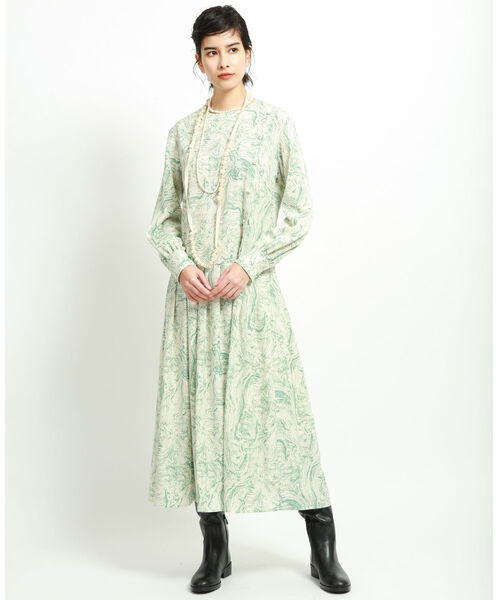 Ray BEAMS（レイビームス）の「Ray BEAMS / マーブルプリント アシメボタン ワンピース（ワンピース・レディース・ライトグレー/グリーン・ONE SIZE）」の5枚目の写真