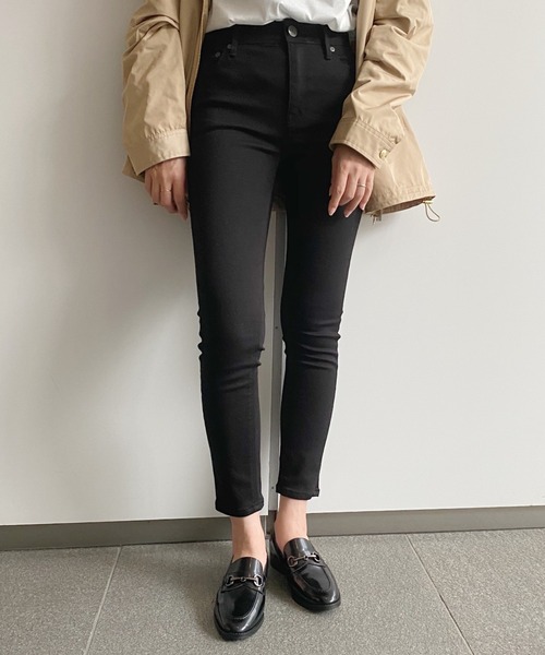 YANUK（ヤヌーク）の「【YANUK】PATRICIA（デニムパンツ・レディース・ブラック・23cm/24cm/25cm/22cm）」の4枚目の写真