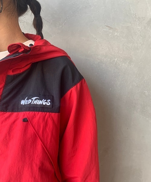 WILD THINGS（ワイルドシングス）の「[WILD THINGS/ワイルドシングス]  CHAMONIX JACKET マウンテンパーカー（ナイロンジャケット・レディース・ブラック/レッド/ベージュ・S）」の8枚目の写真