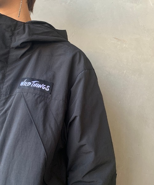 WILD THINGS（ワイルドシングス）の「[WILD THINGS/ワイルドシングス]  CHAMONIX JACKET マウンテンパーカー（ナイロンジャケット・レディース・ブラック/レッド/ベージュ・S）」の16枚目の写真