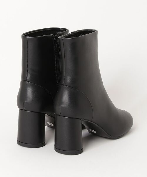 LibertyDoll（リバティードール）の「Liberty doll / 7cm円柱ヒール足袋ブーツ(9043)　ショートブーツ（ブーツ・レディース・ブラック/ダークブラウン/アイボリー/キャメル/グレイッシュベージュ/ベージュ・LL/S/M/L/3L/4L）」の7枚目の写真