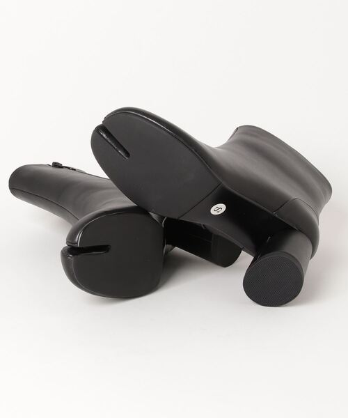 LibertyDoll（リバティードール）の「Liberty doll / 7cm円柱ヒール足袋ブーツ(9043)　ショートブーツ（ブーツ・レディース・ブラック/ダークブラウン/アイボリー/キャメル/グレイッシュベージュ/ベージュ・LL/S/M/L/3L/4L）」の8枚目の写真