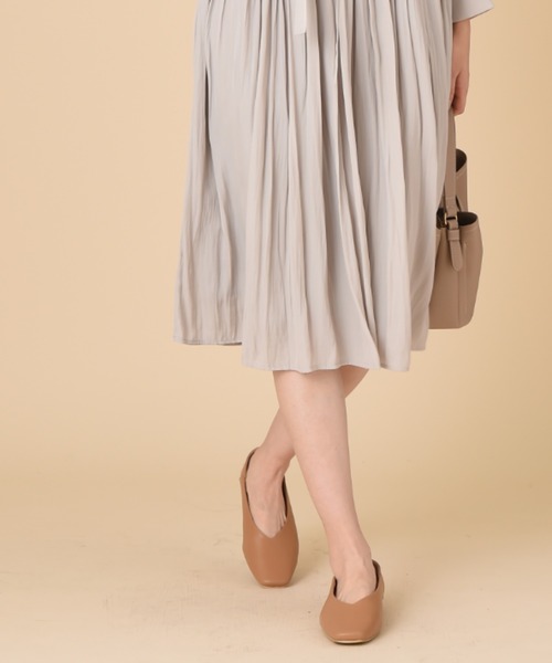 INTERPLANET(インタープラネット)の「ソフトスクエアシューズ(その他シューズ・レディース・ベージュ/ブラック・24.5cm/23.5cm)」の19枚目の写真