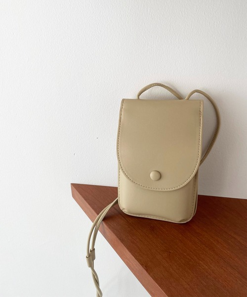 CANAL JEAN(キャナルジーン)の「CONTROL FREAK(コントロール フリーク) マルチウォレットショルダー(ショルダーバッグ・レディース・ブラック/クリーム・ONE SIZE)」の17枚目の写真