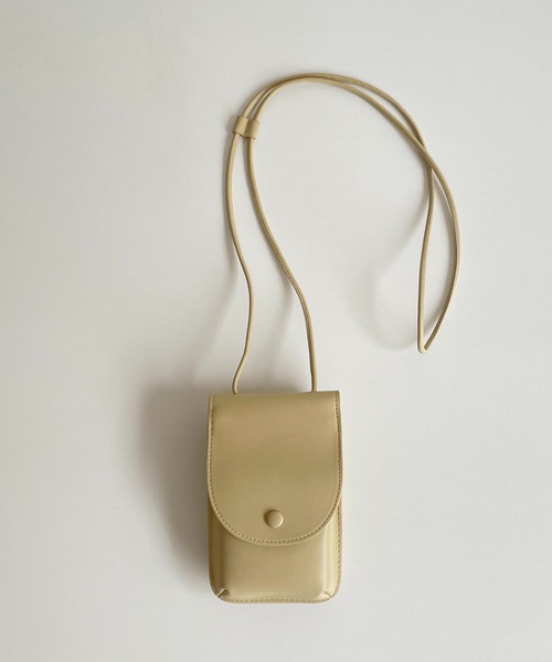 CANAL JEAN(キャナルジーン)の「CONTROL FREAK(コントロール フリーク) マルチウォレットショルダー(ショルダーバッグ・レディース・ブラック/クリーム・ONE SIZE)」の13枚目の写真