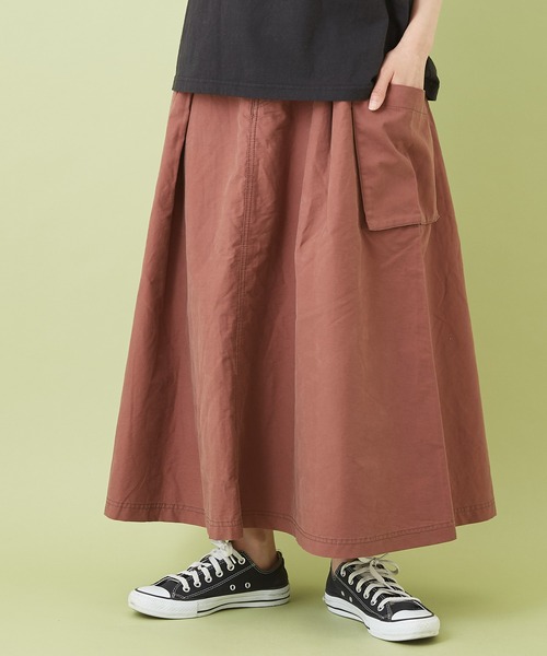 CUBE SUGAR（キューブシュガー）の「高密度オックス タックフレアスカート（スカート・レディース・レンガ/ベージュ/ナチュラル/チャコールグレー・M）」の4枚目の写真