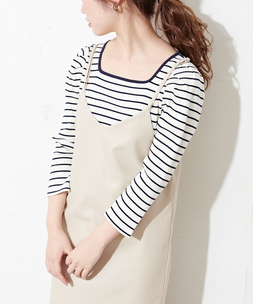 natural couture(ナチュラルクチュール)の「【WEB限定】袖コンシャスパイピングカットトップス(Tシャツ/カットソー・レディース・ブラック/サックスブルー/ネイビー/イエロー/オフホワイト・FREE)」の15枚目の写真