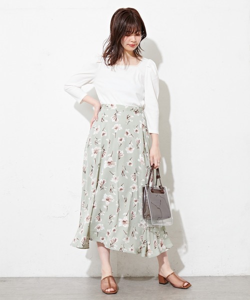 natural couture(ナチュラルクチュール)の「【WEB限定】袖コンシャスパイピングカットトップス(Tシャツ/カットソー・レディース・ブラック/サックスブルー/ネイビー/イエロー/オフホワイト・FREE)」の8枚目の写真