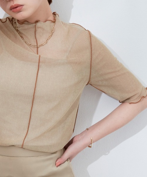 Aunt Marie's（アントマリーズ）の「リバーシブルメローハーフスリーブトップス（Tシャツ/カットソー・レディース・ブラック/ベージュ/パープル/グリーン・FREE）」の2枚目の写真