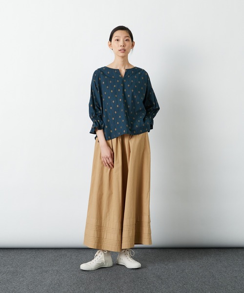 LOISIR（ロワズィール）の「カットジャカードブラウス（シャツ