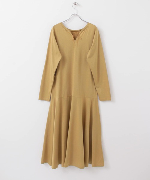 KBF+（ケービーエフプラス）の「KBF+　切り替えフレアカットワンピース（ワンピース・レディース・ブラック/ベージュ/グレー・ONE）」の17枚目の写真