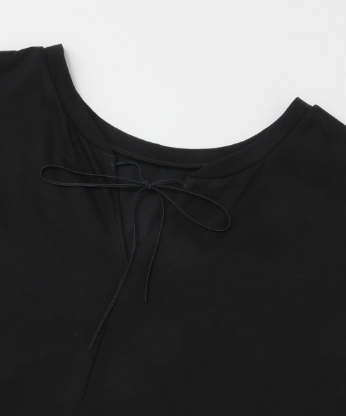 KBF+（ケービーエフプラス）の「KBF+　切り替えフレアカットワンピース（ワンピース・レディース・ブラック/ベージュ/グレー・ONE）」の20枚目の写真