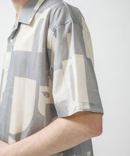 08sircus（ゼロエイトサーカス）の「【08sircus】Cu/C alphabet tile print shirt（シャツ/ブラウス・メンズ・ブラック/グレー・4/5）」の17枚目の写真