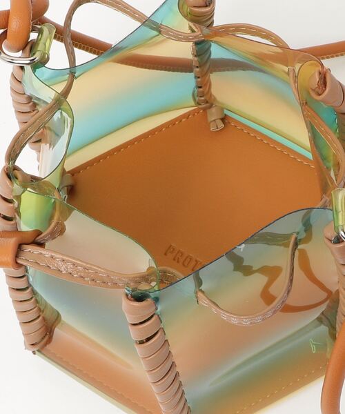 PROTCOL（プロトコル）の「PROTCOL（プロトコル）HEXAGON PVC BAG / ヘキサゴンPVCバッグ（ショルダーバッグ・レディース・グリーン・FREE）」の4枚目の写真
