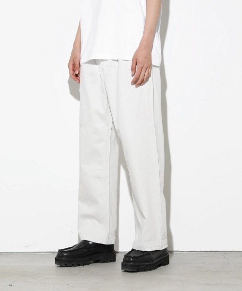 LEGENDA（レジェンダ）の「レジェンダ ツータック ワイドストレート トラウザーズ / LEGENDA Two Tuck Wide Straight Trousers（その他パンツ・メンズ・ホワイト/ベージュ・1/2）」の13枚目の写真