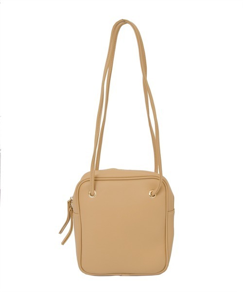 tukn.(トゥクン)の「スクエアショルダーバッグ コンパクトなのに長財布が入る、通勤にもおススメバッグ(ショルダーバッグ・レディース・ブラック/ベージュ/アイボリー/キャメル・FREE)」の22枚目の写真