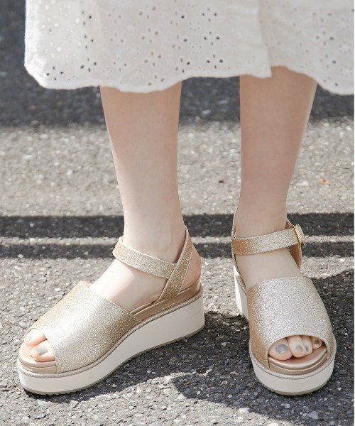 OLIVE des OLIVE 厚底サンダル M タグ付き S/M/Lサイズ展開】バックル付きスポーツサンダル | OLIVE des