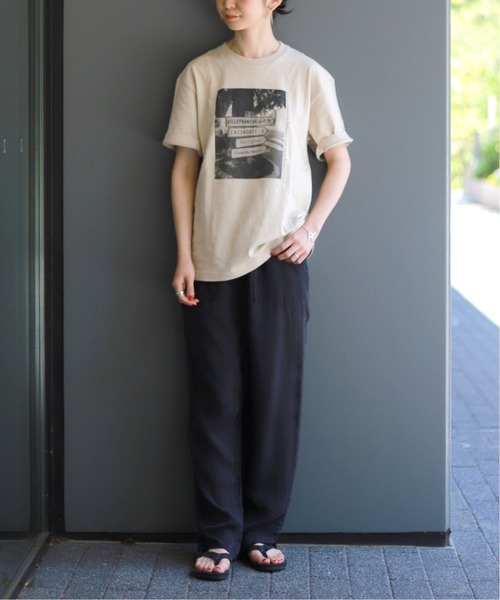 SLOBE IENA(スローブイエナ)の「【小林昭/(KOBAK AKIRA)】SLOBE別注PARIS フォトTシャツ【洗濯機洗い可】◆(Tシャツ/カットソー・レディース・ホワイト/ベージュ・FREE)」の4枚目の写真