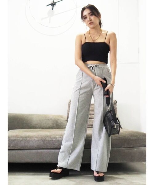 EVRIS（エヴリス）の「センタープレススウェットパンツ（スウェットパンツ・レディース・ブラウン/グレー/アイボリー・FREE）」の15枚目の写真