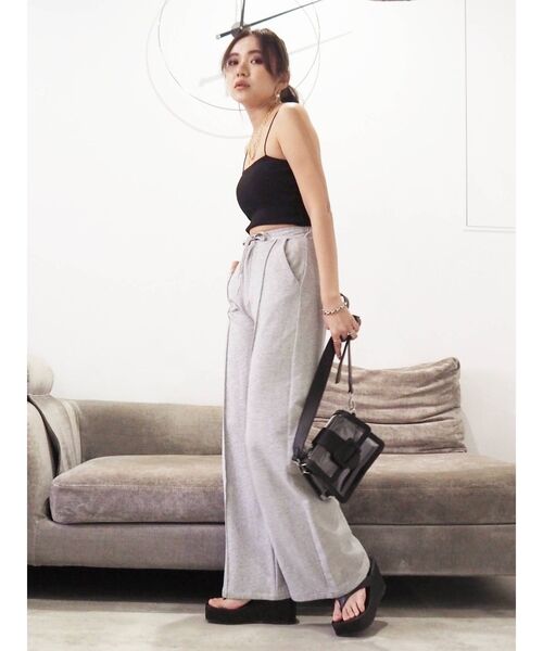 EVRIS（エヴリス）の「センタープレススウェットパンツ（スウェットパンツ・レディース・ブラウン/グレー/アイボリー・FREE）」の16枚目の写真