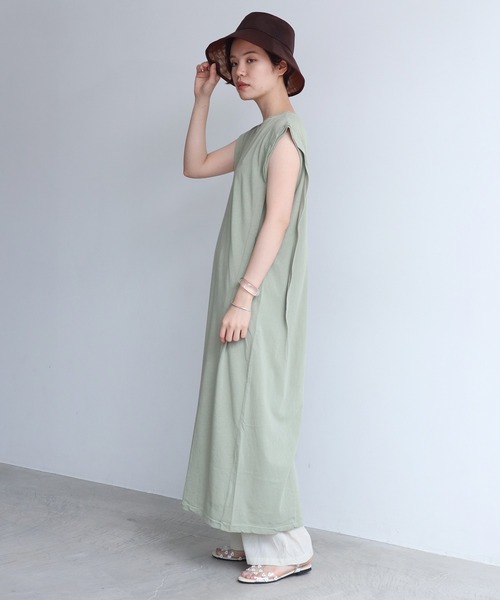 nitca（ニトカ）の「40/1追撚天竺 ショルダータックワンピース（ワンピース・レディース・ダークブラウン/アイボリー/グリーン・FREE）」の6枚目の写真