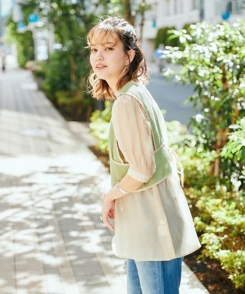 cepo（セポ）の「バックリボンビスチェ＋スリットブラウス　アンサンブル（シャツ/ブラウス・レディース・ベージュ/モカ/チャコールグレー・M）」の17枚目の写真