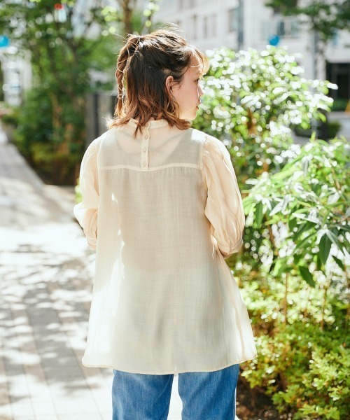 cepo（セポ）の「バックリボンビスチェ＋スリットブラウス　アンサンブル（シャツ/ブラウス・レディース・ベージュ/モカ/チャコールグレー・M）」の13枚目の写真