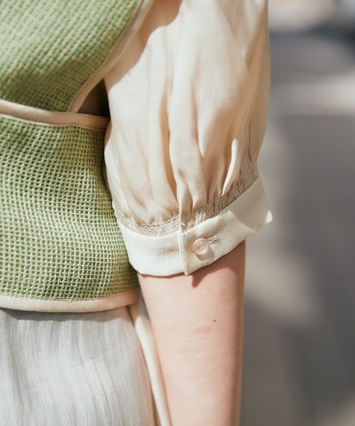 cepo（セポ）の「バックリボンビスチェ＋スリットブラウス　アンサンブル（シャツ/ブラウス・レディース・ベージュ/モカ/チャコールグレー・M）」の9枚目の写真