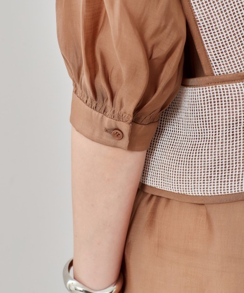 cepo（セポ）の「バックリボンビスチェ＋スリットブラウス　アンサンブル（シャツ/ブラウス・レディース・ベージュ/モカ/チャコールグレー・M）」の21枚目の写真