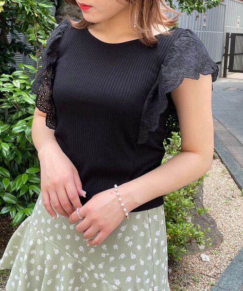 MAJESTIC LEGON（マジェスティックレゴン）の「レディカットワークトップス（Tシャツ/カットソー・レディース・ブラック/オフホワイト/イエロー・SMALL/MEDIUM）」の7枚目の写真