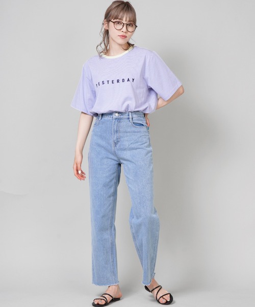 SPINNS（スピンズ）の「【ゆったりシルエット】ワンポイントロゴ マルチボーダーリンガーTシャツ（Tシャツ/カットソー・レディース・ベージュ/パープル/サックスブルー/ホワイト×ブラック・ONESIZE）」の6枚目の写真