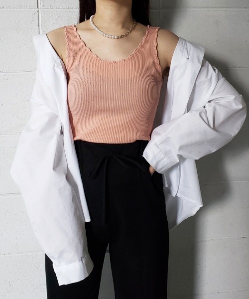 me+em select（ミームセレクト）の「【 8COLOR 】リブニットスカラップカラータンクトップ（タンクトップ・レディース・ベージュ/ブラック/ブラウン/ピンク/ミント/ブルー/イエロー/ホワイト・FREE）」の17枚目の写真