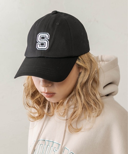 RASVOA(ラスボア)の「Sロゴベースボールキャップ(キャップ・レディース・ブラック/ベージュ/グリーン・FREE)」の2枚目の写真