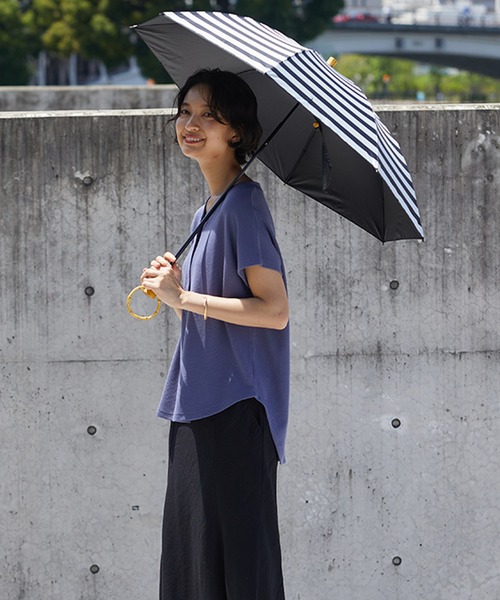 OMNES(オムネス)の「晴雨兼用傘(UV加工)日傘 手開き 折りたたみ(折りたたみ傘・レディース・ブラック/ベージュ/ホワイト系その他・FREE)」の19枚目の写真