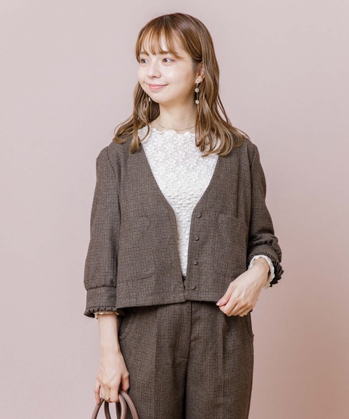 flower（フラワー）の「ゴールドパーリーフルールイヤリング（イヤリング・レディース・ゴールド・FREE）」の5枚目の写真