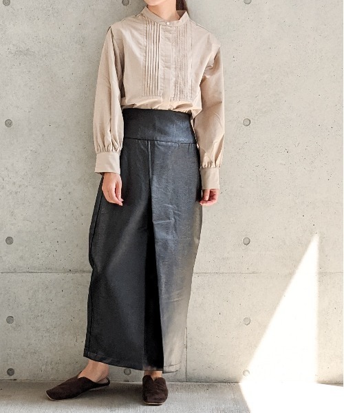 Per sist ence(パーシエンス)の「Per sist ence/パーシエンス フェイクレザー ラップスカート(スカート・レディース・ベージュ/アイボリー/ブラック・FREE)」の7枚目の写真