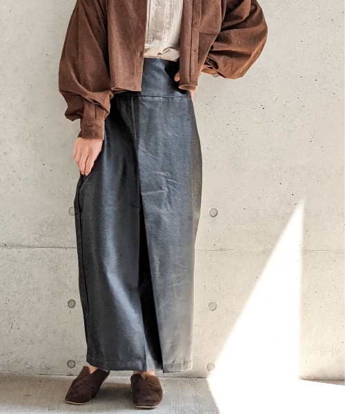 Per sist ence(パーシエンス)の「Per sist ence/パーシエンス フェイクレザー ラップスカート(スカート・レディース・ベージュ/アイボリー/ブラック・FREE)」の17枚目の写真