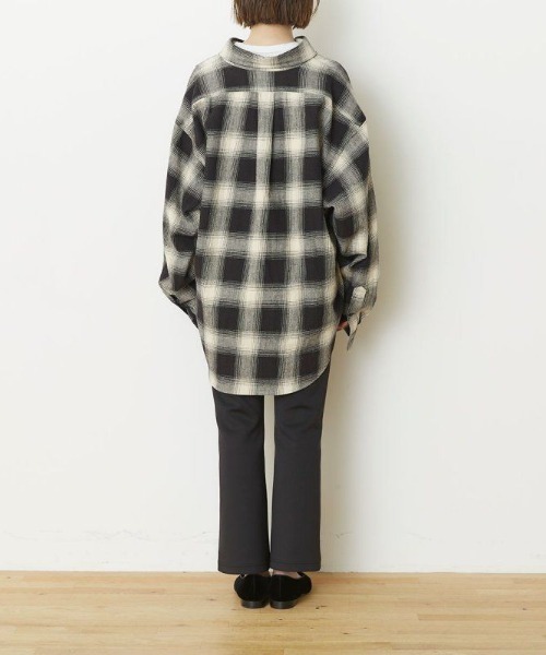 THE SHINZONE（ザ　シンゾーン）の「Shinzone FLARE LEGGINGS 21AMSCU02（レギンス/スパッツ・レディース・ブラック・MEDIUM）」の5枚目の写真