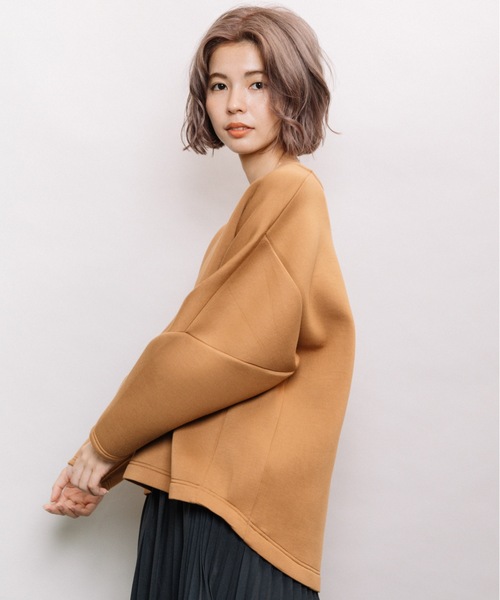 refinedworks（リファインドワークス）の「ダンボール袖立体プルオーバー（Tシャツ/カットソー・レディース・チャコールグレー/グレー系その他/キャメル・FREE）」の3枚目の写真