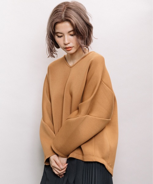 refinedworks（リファインドワークス）の「ダンボール袖立体プルオーバー（Tシャツ/カットソー・レディース・チャコールグレー/グレー系その他/キャメル・FREE）」の4枚目の写真