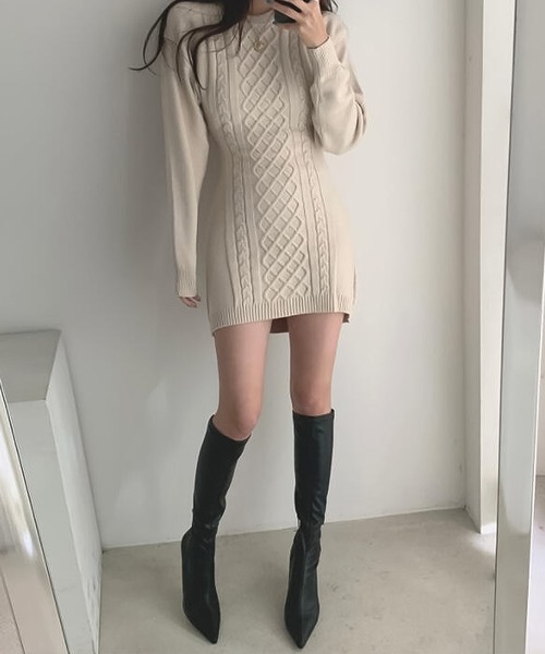 Girly Doll(ガーリードール)の「バックシャンケーブルワンピース(ワンピース・レディース・ベージュ/ブラック/ブラウン/グレー・F)」の6枚目の写真