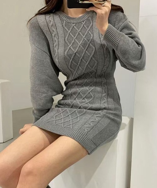 Girly Doll(ガーリードール)の「バックシャンケーブルワンピース(ワンピース・レディース・ベージュ/ブラック/ブラウン/グレー・F)」の21枚目の写真