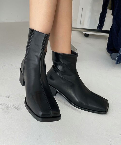 me+em select（ミームセレクト）の「ウッドソールスクエアトゥショートブーツ（ブーツ・レディース・ベージュ/ホワイト/ブラック・23/23.5/24/24.5）」の3枚目の写真