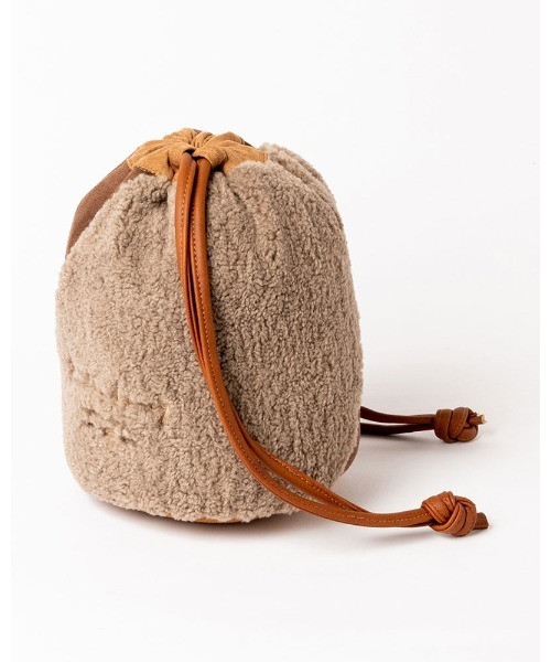 BILLABONG(ビラボン)の「BILLABONG レディース ECO MOUTON MINI DRAW バッグ 【2021年秋冬モデル】/ビラボンモコモコボア巾着(きんちゃく)バッグ(ハンドバッグ・レディース・ベージュ/ブラウン・FREE)」の9枚目の写真