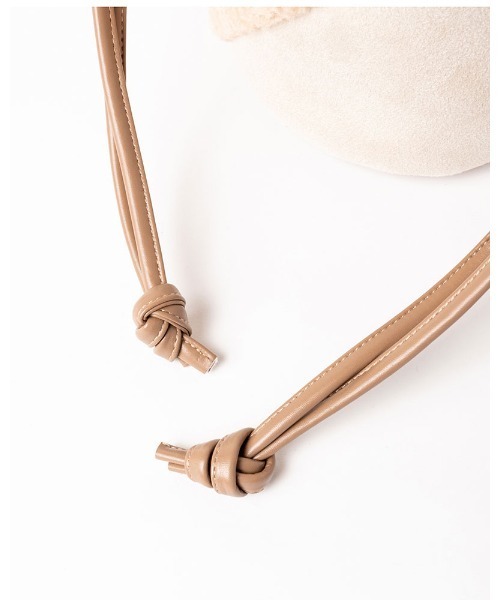 BILLABONG(ビラボン)の「BILLABONG レディース ECO MOUTON MINI DRAW バッグ 【2021年秋冬モデル】/ビラボンモコモコボア巾着(きんちゃく)バッグ(ハンドバッグ・レディース・ベージュ/ブラウン・FREE)」の19枚目の写真