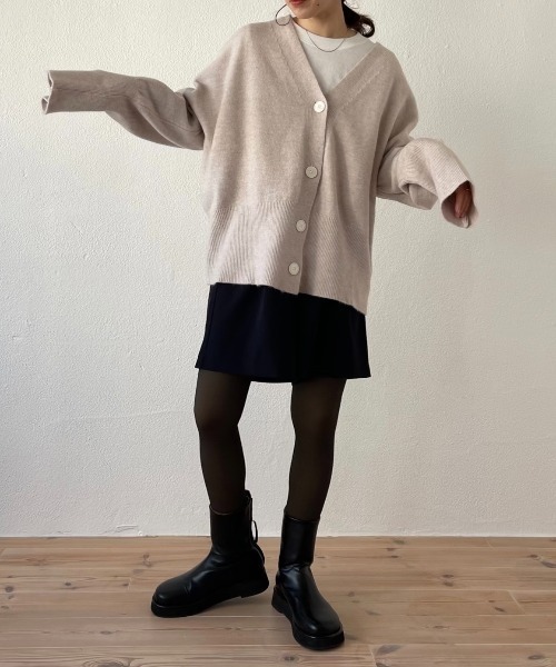 wee9s(ウィークス)の「flare sleeve mohair touch over size knit cardigan / フレアスリーブモヘアタッチオーバーサイズカーディガン(カーディガン/ボレロ・レディース・アイボリー/ベージュ/ピンク/チャコール・FREE)」の9枚目の写真