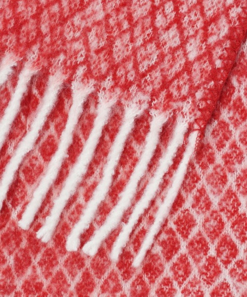 studio CLIP（スタディオクリップ）の「《kazumiさんコラボ》ポケット付きストール（ストール/ショール・レディース・ベージュ/レッド/イエロー/グリーン・FREE）」の10枚目の写真