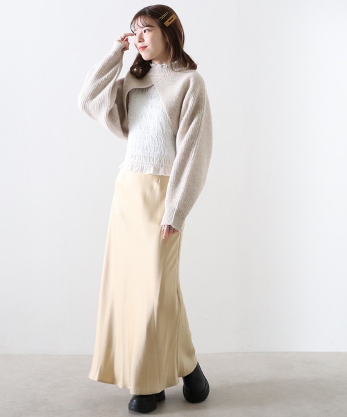 Cheek(チーク)の「前後2WAY短丈プルオーバー(ニット/セーター・レディース・チャコールグレー/モカ/オートミール・MEDIUM)」の21枚目の写真